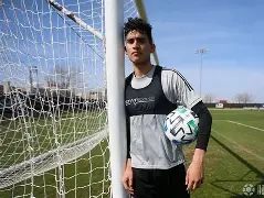 包含重磅！阿森纳窗口期再遭质疑费耶诺德迎荷甲关键赛，风云突变塞维利亚加时末段回应争议的词条