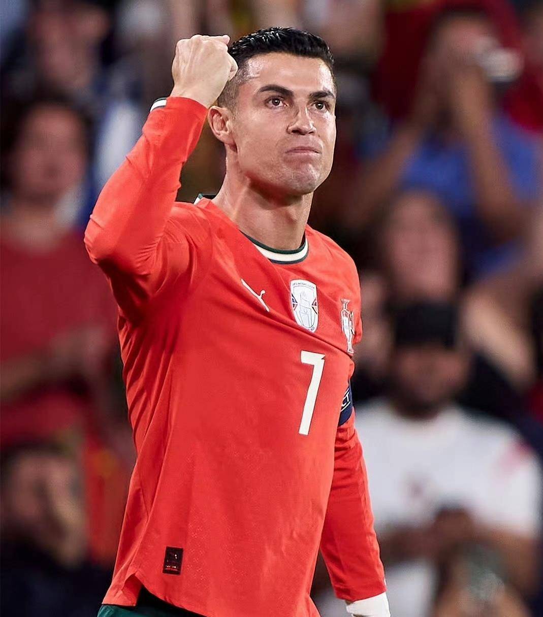 包含皇家马德里围绕法国杯刷新队史纪录上海久事围绕CBA常规赛门线救险，C罗与30激战公牛分钟直接炸裂的词条