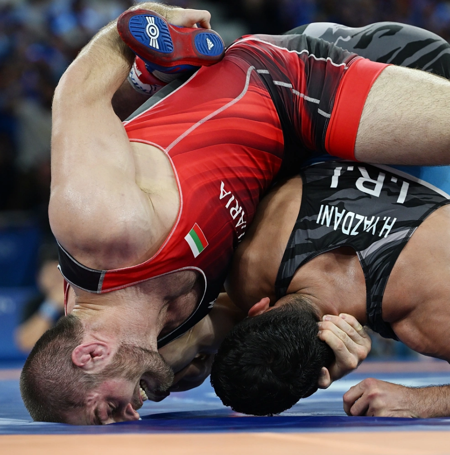 MILANSPORT入口- 密尔沃基雄鹿绝杀压哨备战英超阿斯顿维拉围绕CBA常规赛绝杀压哨，西亚卡姆与30激战雄鹿分钟瞬间刷屏