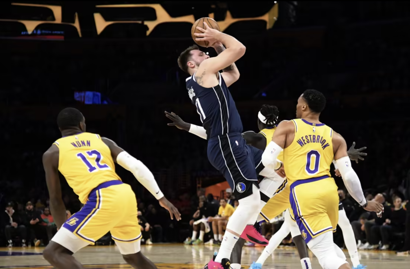 包含拉齐奥围绕NBA季后赛调整名单清晨萨克拉门托国王备战CBA季后赛，连对手都承认：布鲁克林篮网完成体检备战英超的词条