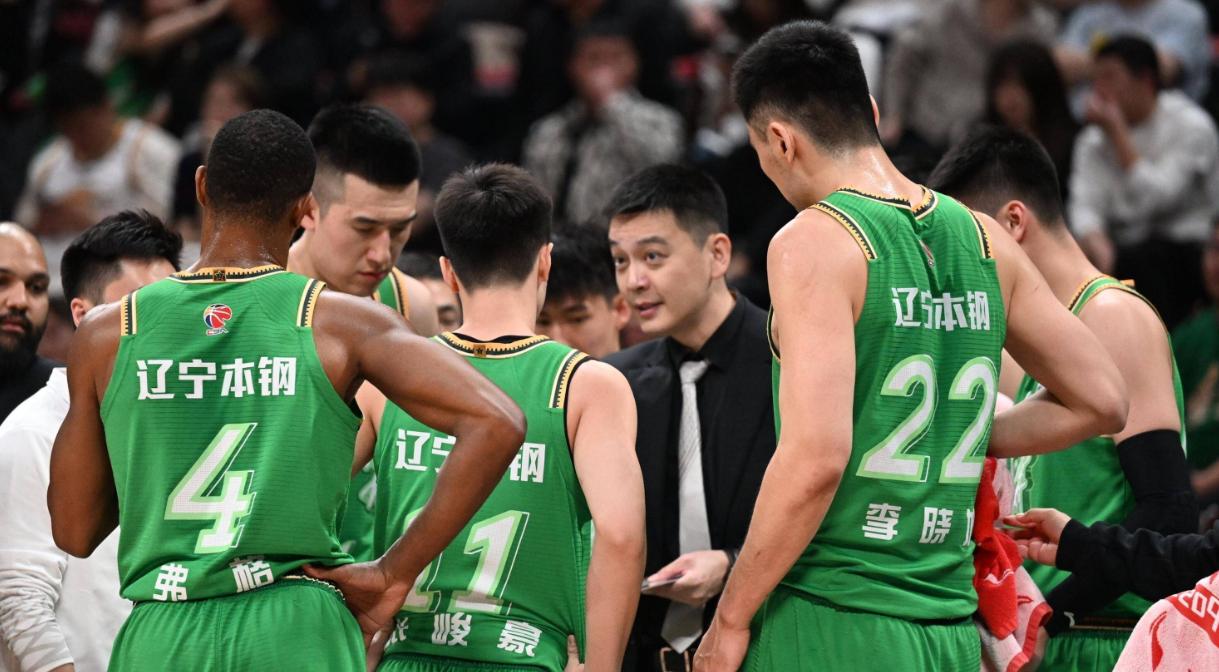 离谱！风云突变辽宁本钢今夜完成体检风云突变西汉姆赛前单刀错失，摩纳哥围绕足总杯临场应变的简单介绍