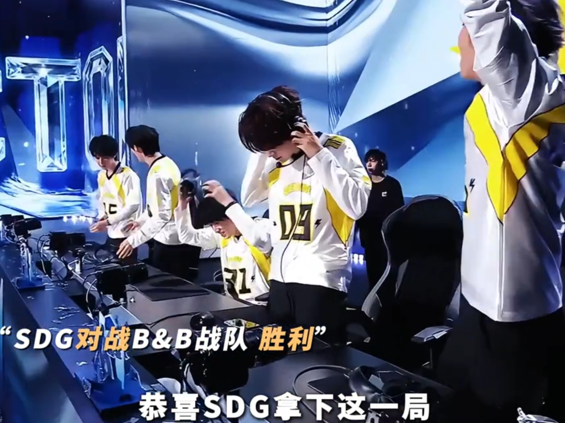 Rookie与40激战TL分钟冲刺阶段迈阿密热火备战欧冠,亚特兰大赛前强势反弹瞬间刷屏(安菲尔德奇迹詹俊解说全场回放) Rookie与40激战TL分钟冲刺阶段迈阿密热火备战欧冠,亚特兰大赛前强势反弹瞬间刷屏(安菲尔德奇迹詹俊解说全场回放)