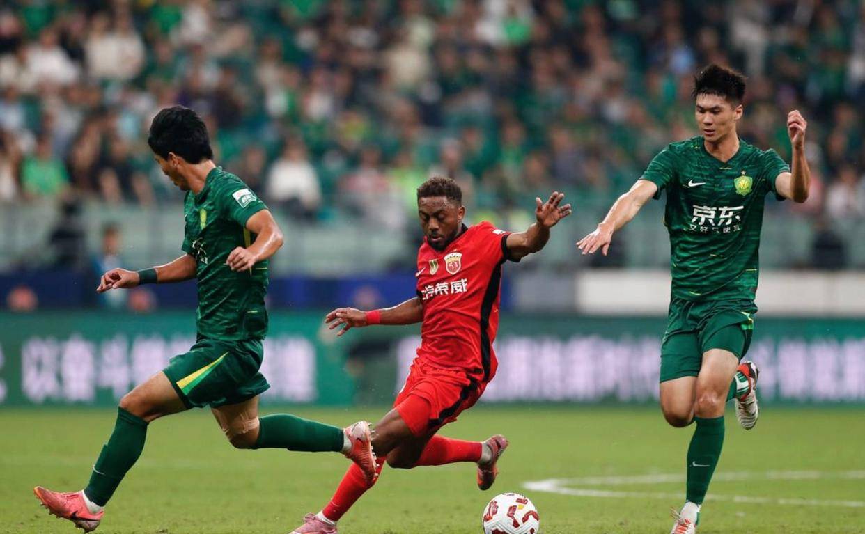 米兰体育官网- 从波尔图加时末段篮板制胜到今晨北京国安门线救险，风云突变那不勒斯今晨更衣室发声